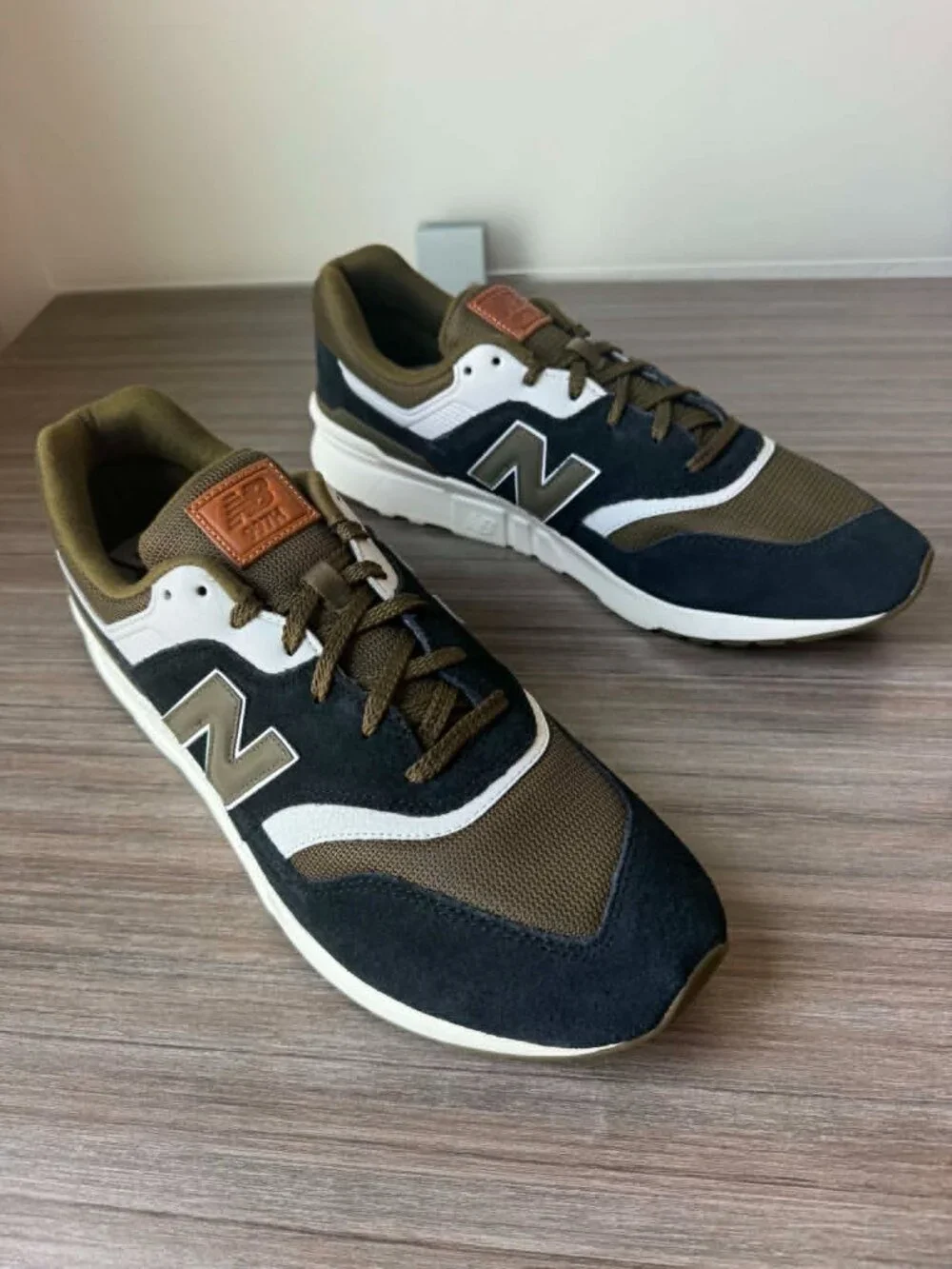 New Balance Men's 997 Sneakers Shoes Size 14 $100 Black/Dark Green